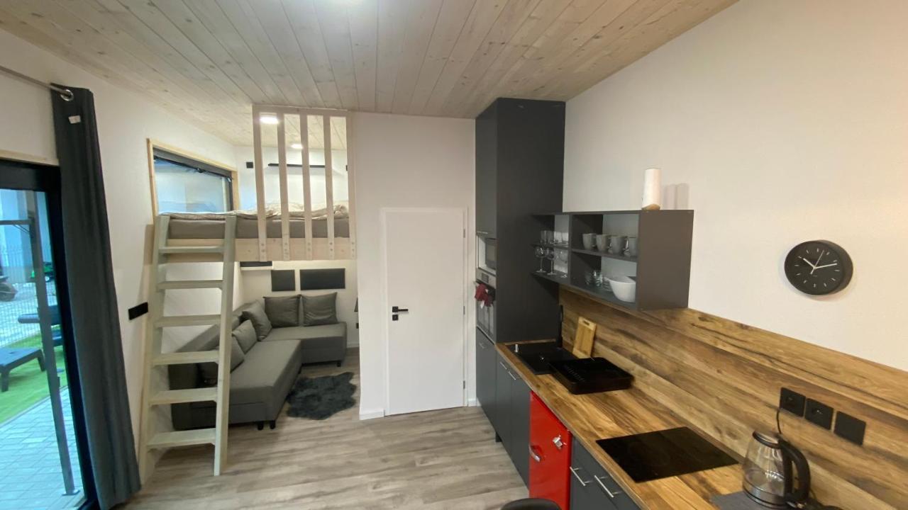 דירות פארדוביצה Tiny House מראה חיצוני תמונה